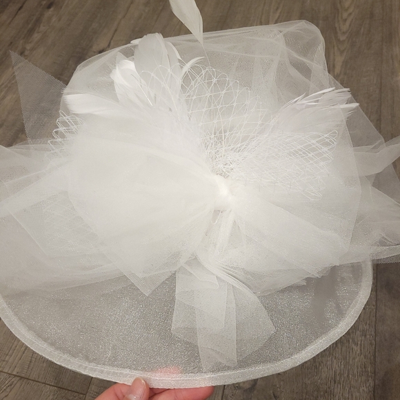 Handmade ,VintageBeautiful Bridal Head Piece, White Mesh Hat, Bride Wedding - Picture 8 of 12